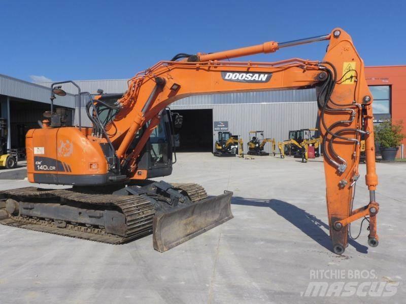 Doosan DX140LC Εκσκαφείς με ερπύστριες