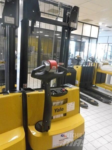 Yale MS 12 AC Παλετοφόρα πεζού χειριστή με ιστό