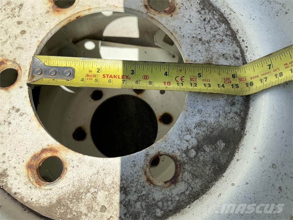  Unused Wheels And Tyres Άλλα γεωργικά μηχανήματα