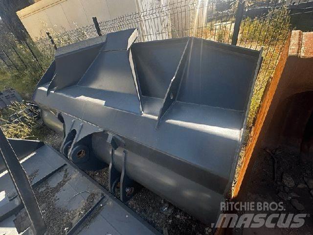 Liebherr  Κατασκευές - Άλλα