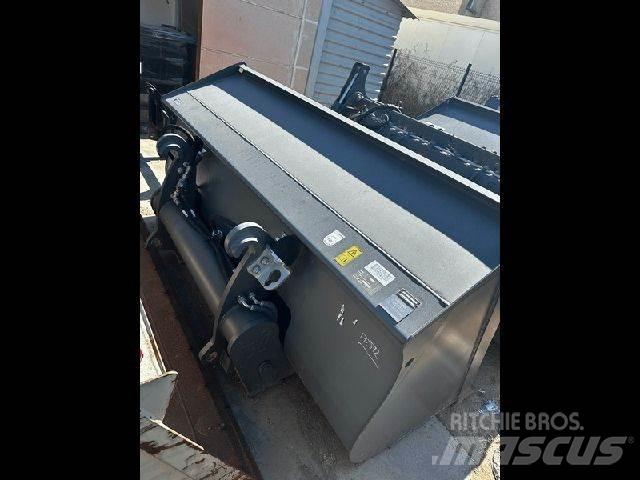 Liebherr  Κατασκευές - Άλλα