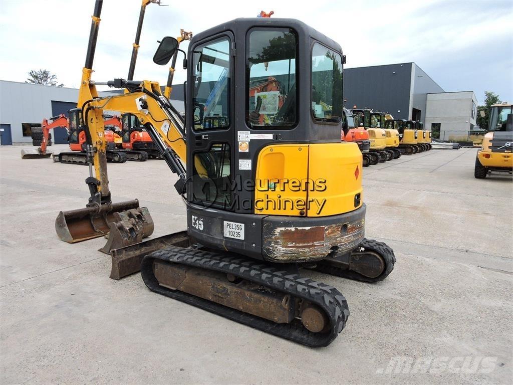 Bobcat E35 Κατασκευές - Άλλα