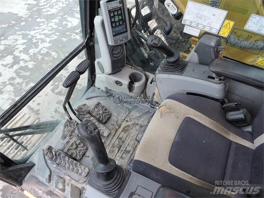 CAT 326F Εκσκαφείς με ερπύστριες