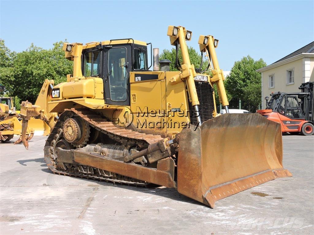CAT D7R Μπουλντόζες