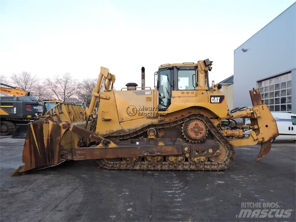 CAT D8T Μπουλντόζες