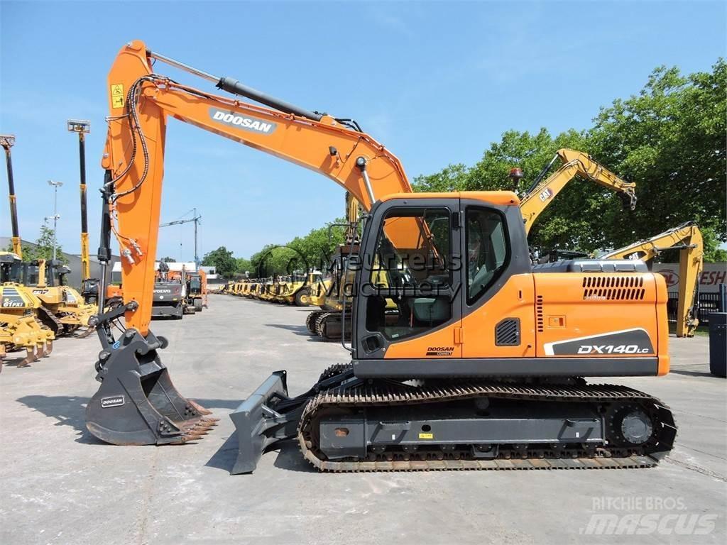 Doosan DX140LC Εκσκαφείς με ερπύστριες