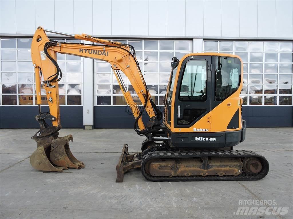 Hyundai R60 Κατασκευές - Άλλα