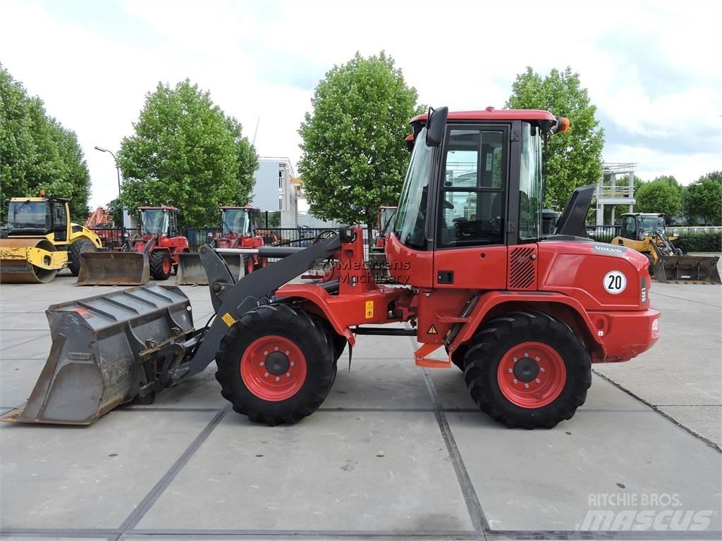 Volvo L35G + Fork-German Φορτωτές με λάστιχα (Τροχοφόροι)