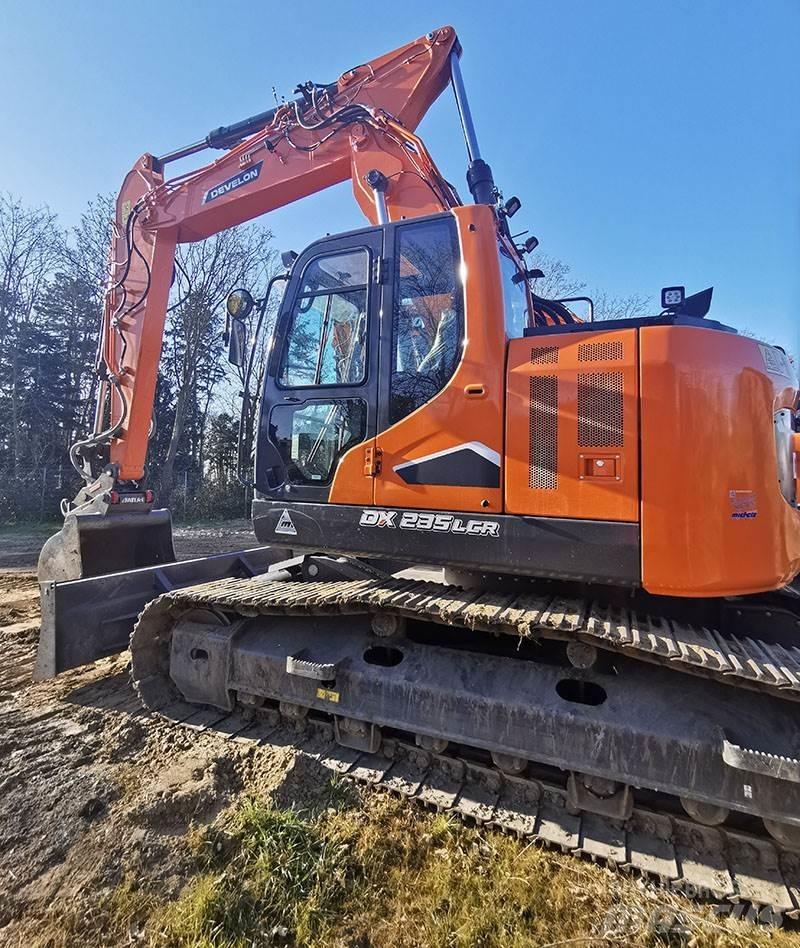 Develon DX 235 LCR-7 Εκσκαφείς με ερπύστριες