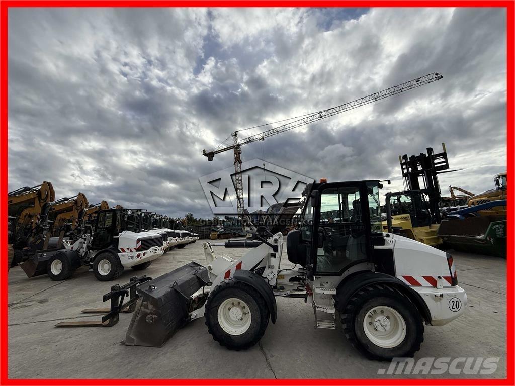 CAT 908M Φορτωτές με λάστιχα (Τροχοφόροι)