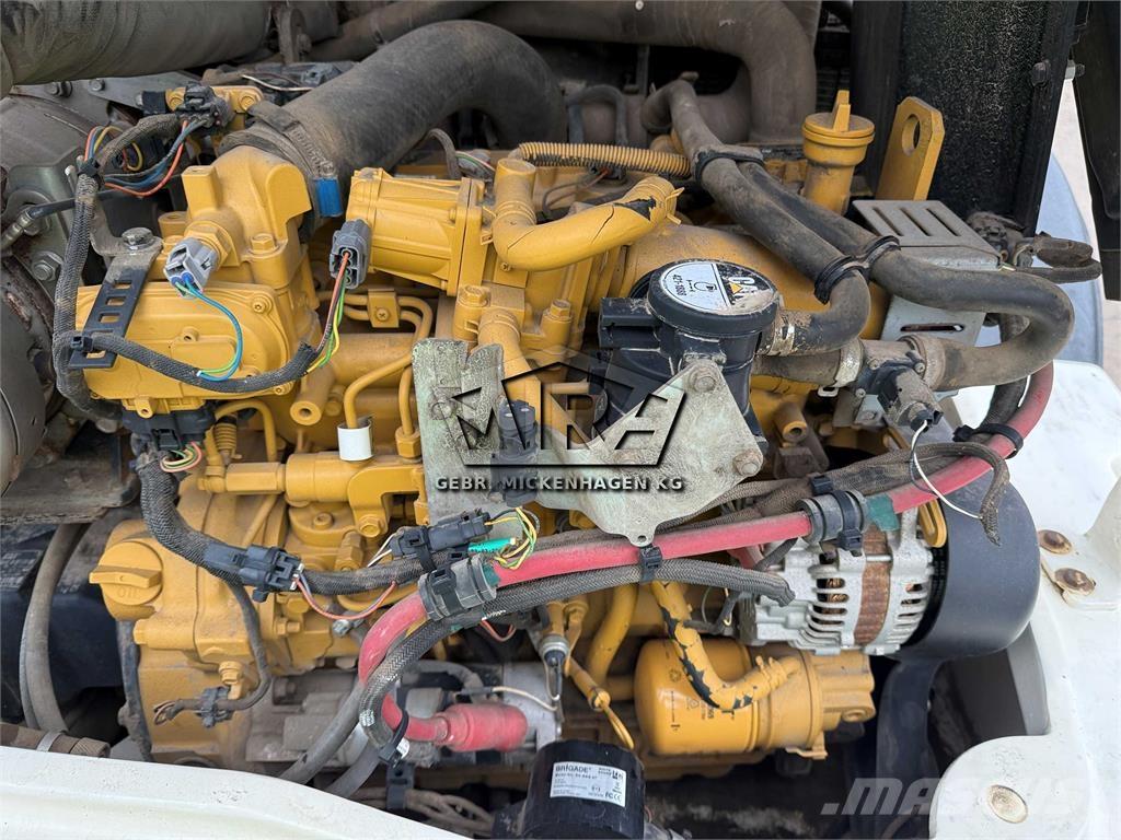 CAT 908M Φορτωτές με λάστιχα (Τροχοφόροι)