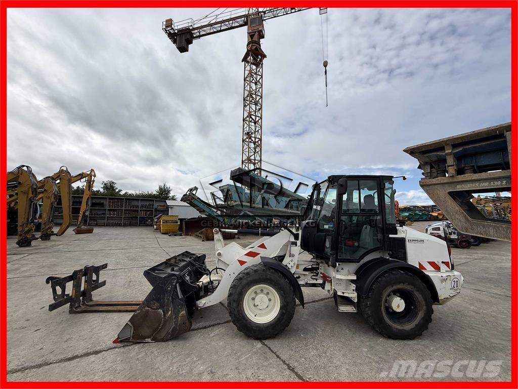 CAT 908M Φορτωτές με λάστιχα (Τροχοφόροι)