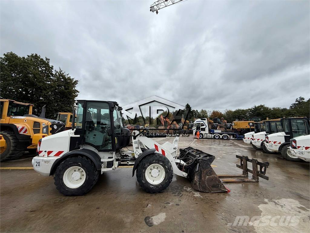 CAT 908M Φορτωτές με λάστιχα (Τροχοφόροι)