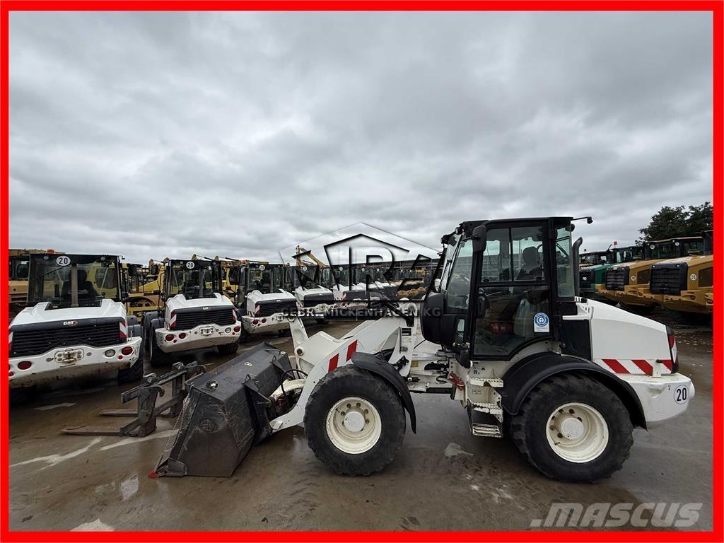 CAT 908M Φορτωτές με λάστιχα (Τροχοφόροι)