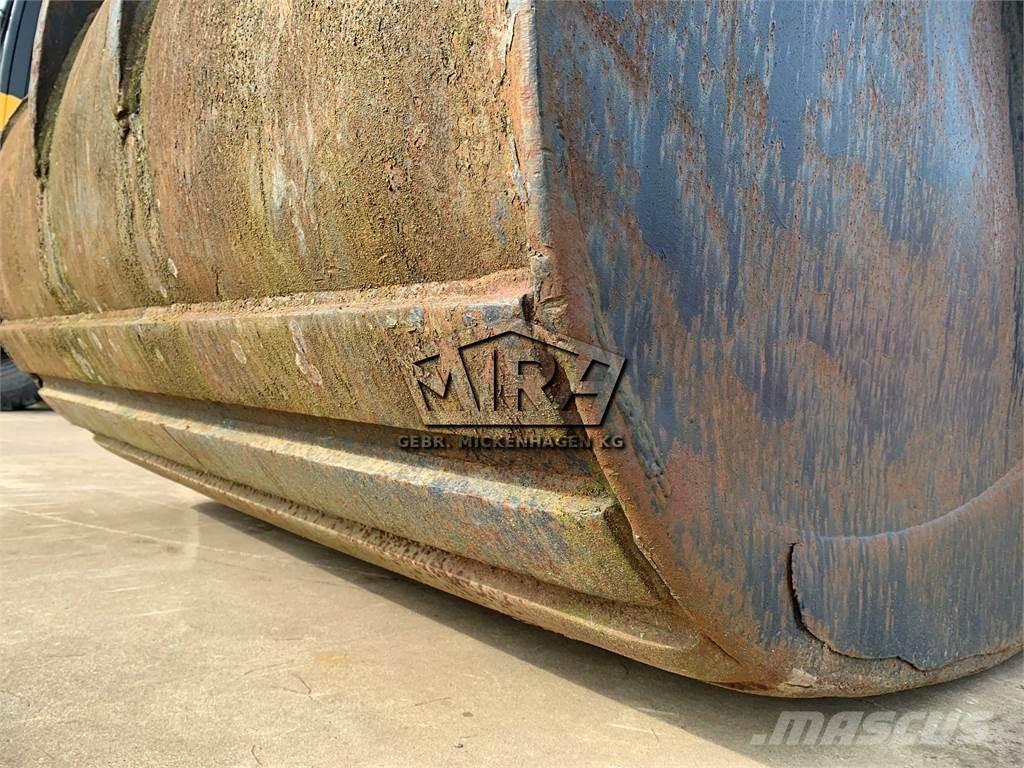 Komatsu 1800 mm Εκσκαφείς