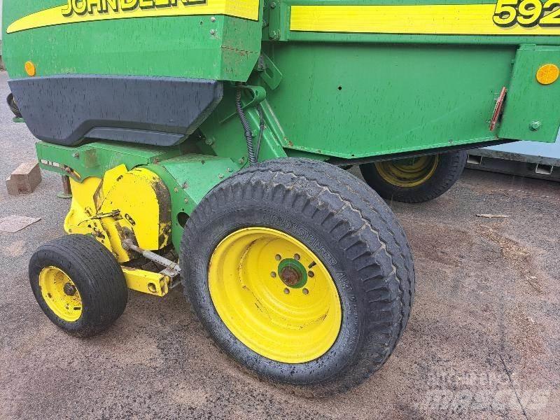 John Deere 592 Πρέσες κυλινδρικών δεμάτων