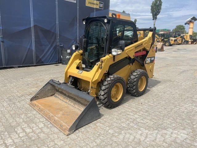 CAT 242D Κατασκευές - Άλλα