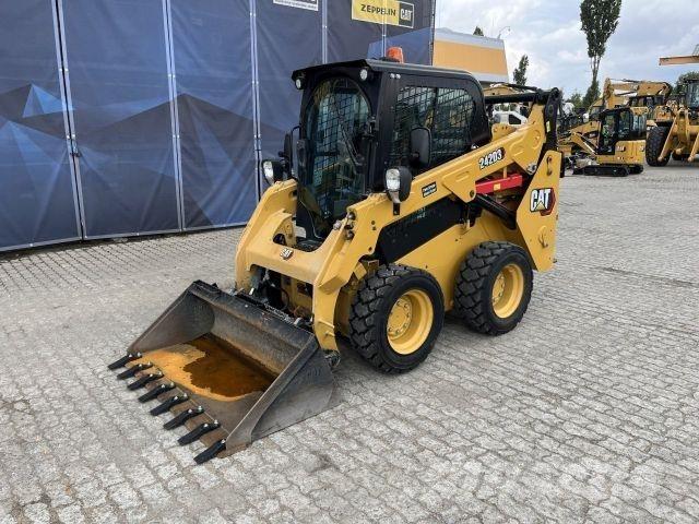 CAT 242D3 Κατασκευές - Άλλα