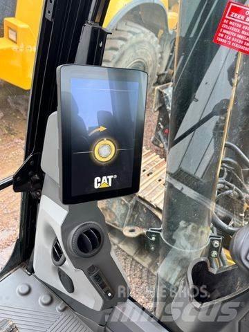 CAT 323 Εκσκαφείς με ερπύστριες