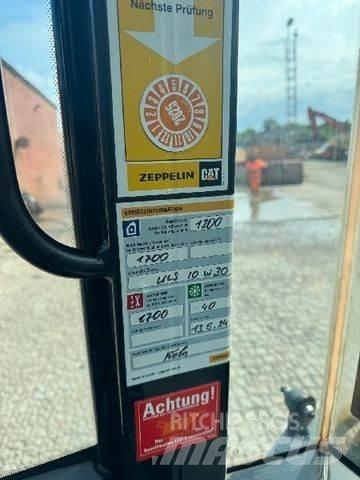 CAT 906M Φορτωτές με λάστιχα (Τροχοφόροι)