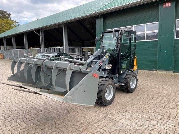GiANT G2200 HD Εμπρόσθιοι φορτωτές και σκαπτικά