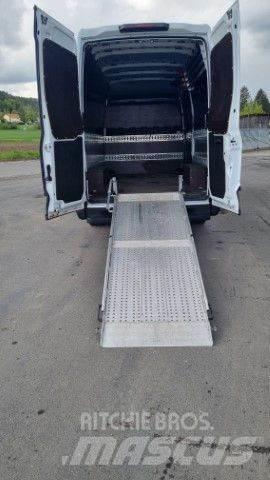 Iveco 35-170 Κλούβες με συρόμενες πόρτες