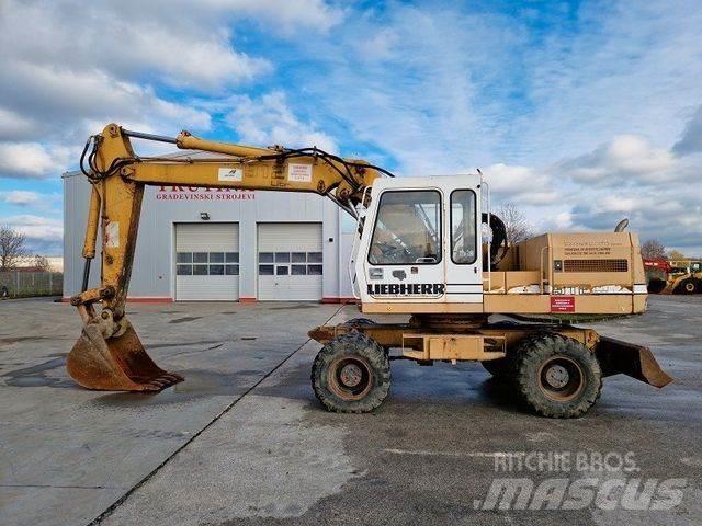 Liebherr A912 Εκσκαφείς με τροχούς - λάστιχα