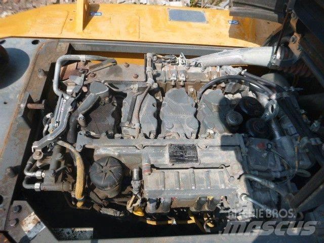 Liebherr R924 LC Εκσκαφείς με ερπύστριες