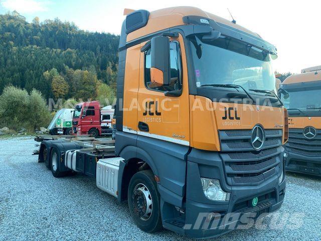 Mercedes-Benz 2542 Φορτηγά Σασί
