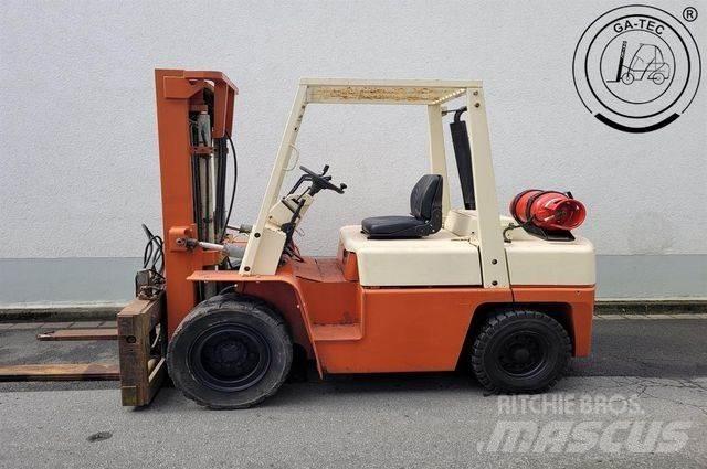 Nissan BF03A35U Περονοφόρα ανυψωτικά κλαρκ με φυσικό αέριο LPG