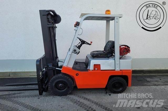 Nissan FO1 A15U Περονοφόρα ανυψωτικά κλαρκ με φυσικό αέριο LPG