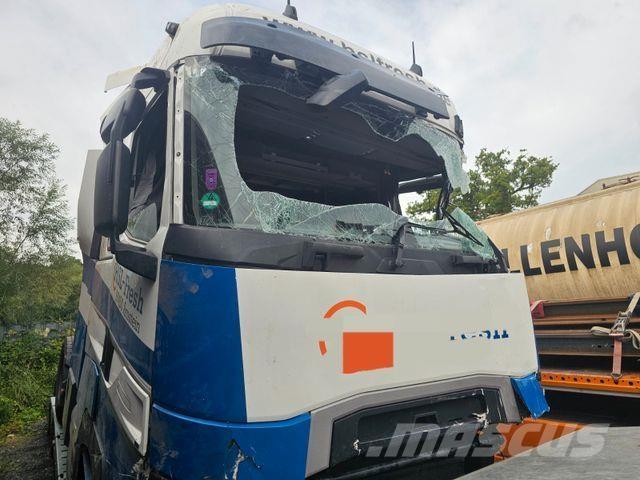 Renault T 440 Τράκτορες