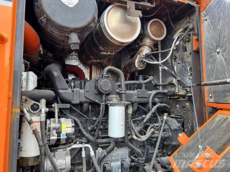Doosan DL300 Φορτωτές με λάστιχα (Τροχοφόροι)