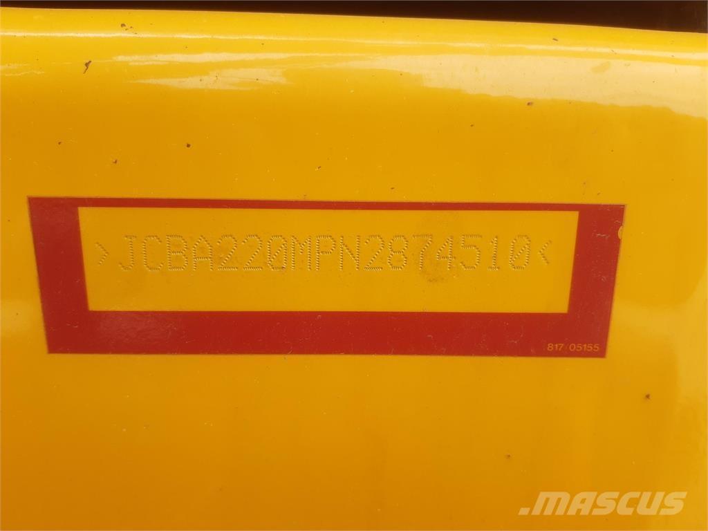 JCB  Εκσκαφείς με ερπύστριες