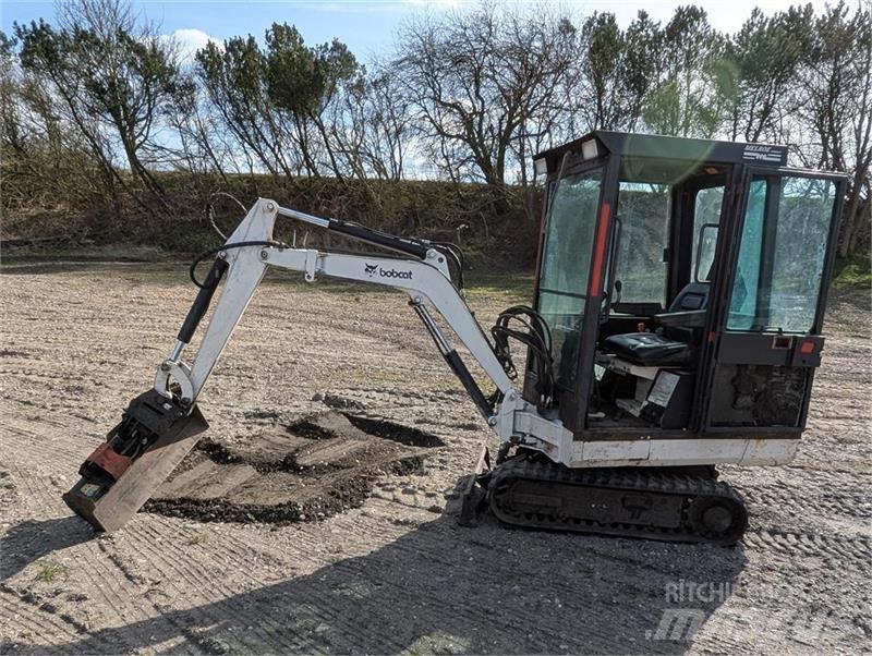 Bobcat X220 Εκσκαφάκι (διαβολάκι) < 7t