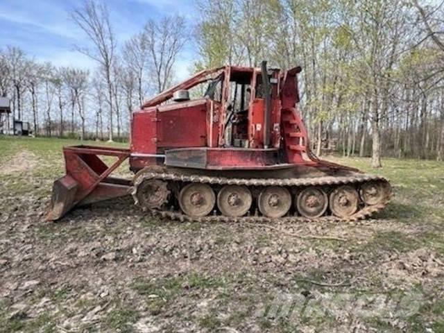 KMC 210-CA Skidder Κατασκευές - Άλλα