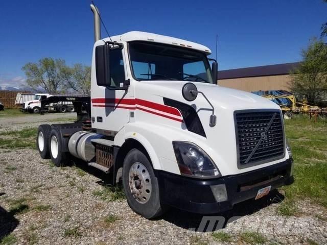 Volvo Semi Tractor Άλλα Vans