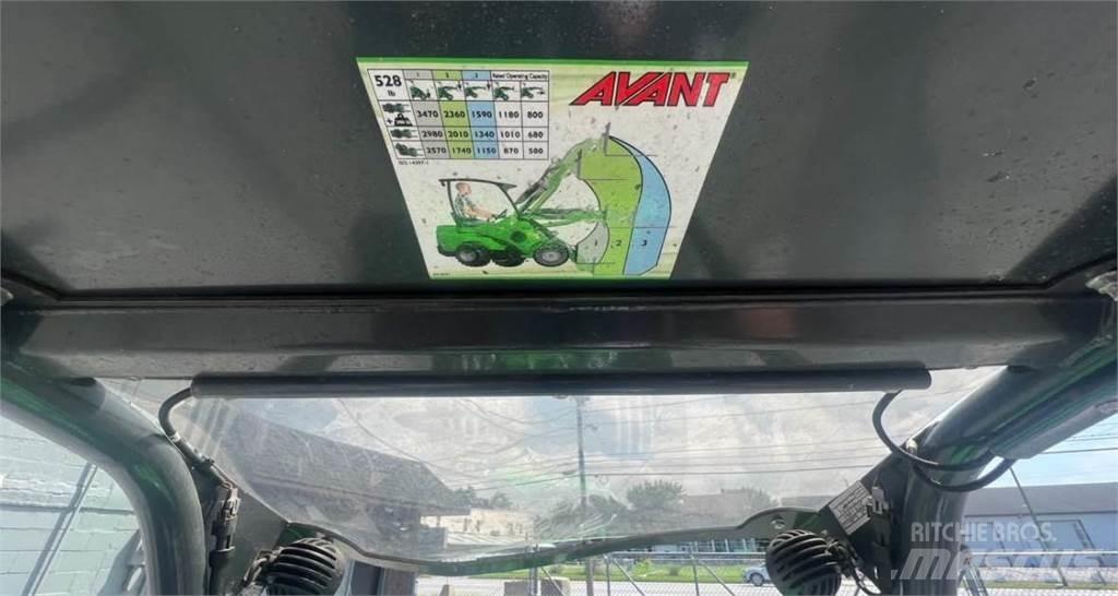 Avant 528 Φορτωτές με λάστιχα (Τροχοφόροι)