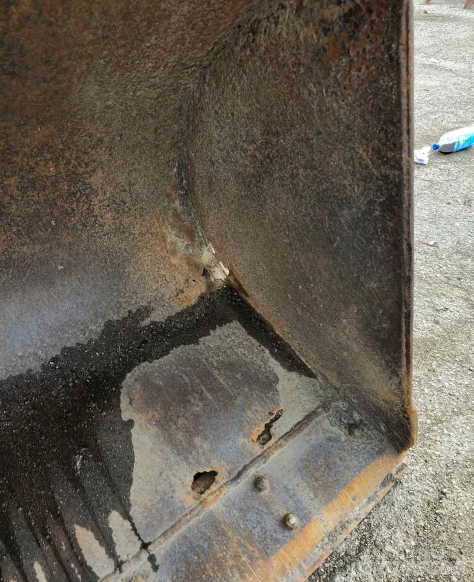 CASE 621B Φορτωτές με λάστιχα (Τροχοφόροι)