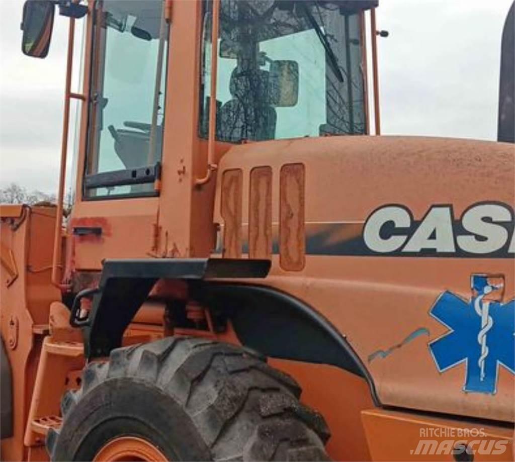 CASE 621D Φορτωτές με λάστιχα (Τροχοφόροι)