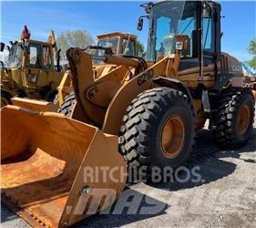 CASE 621D Φορτωτές με λάστιχα (Τροχοφόροι)