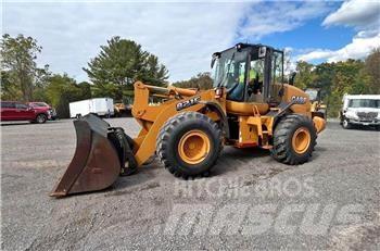CASE 821F Φορτωτές με λάστιχα (Τροχοφόροι)