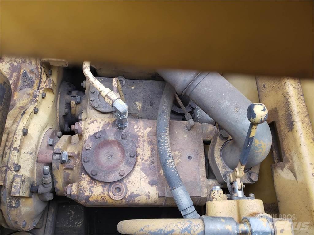 CAT 245 Εκσκαφείς με ερπύστριες