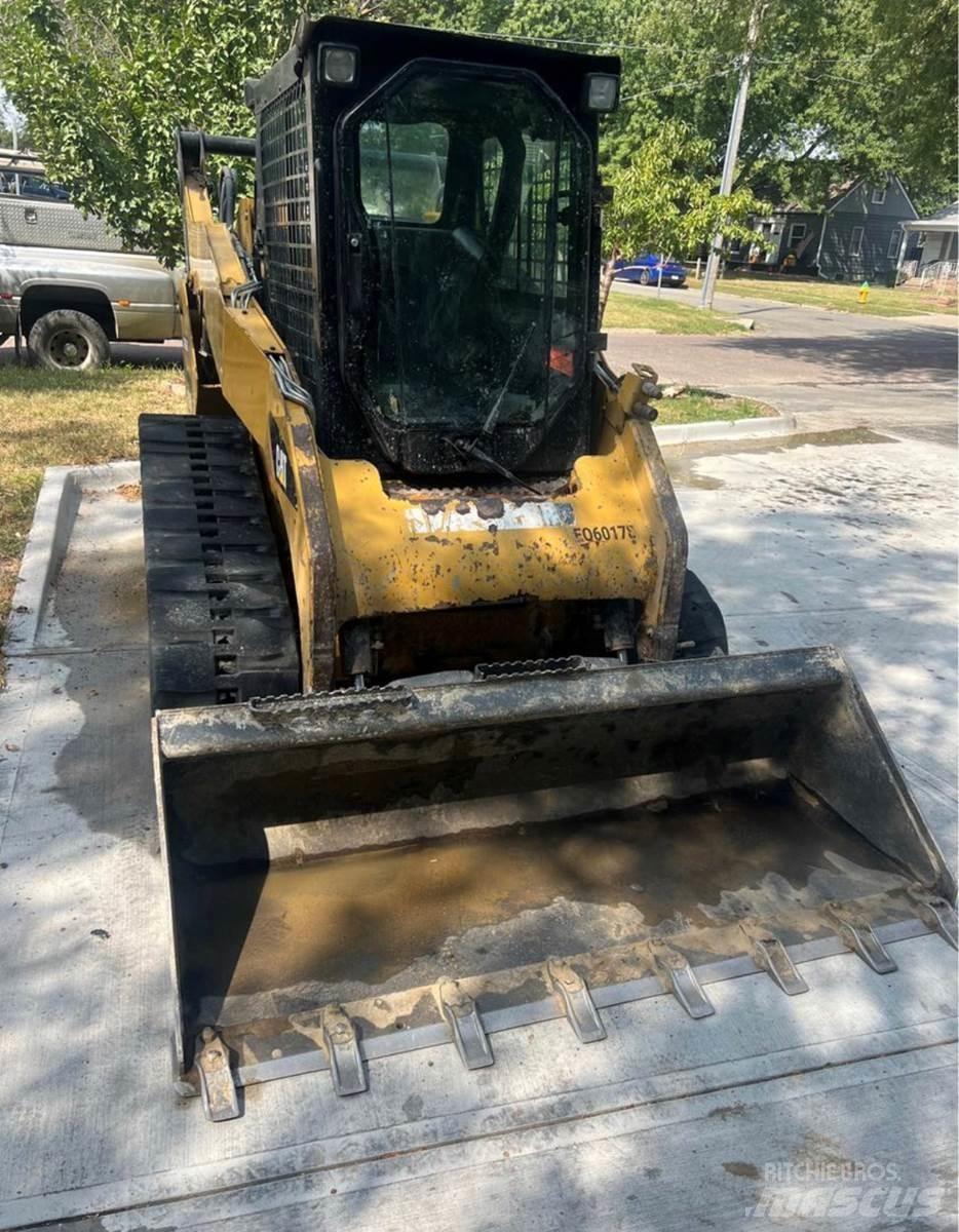 CAT 259B3 Φορτωτάκια