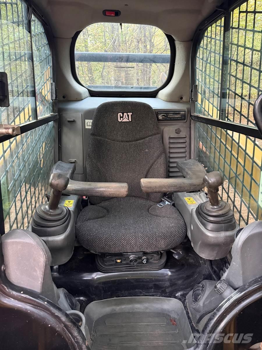 CAT 259D Φορτωτάκια