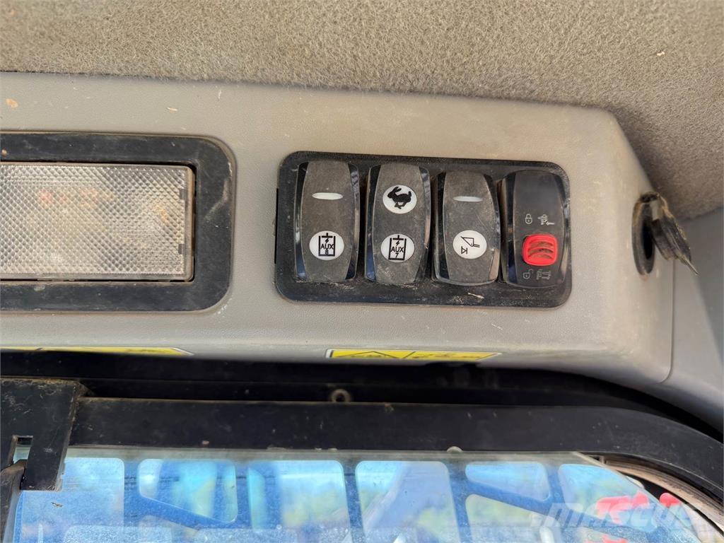 CAT 277D Φορτωτάκια