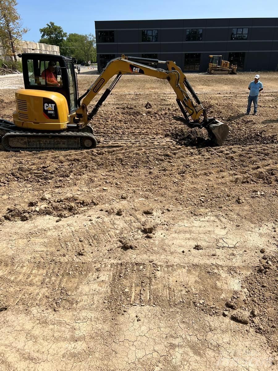CAT 305 Εκσκαφάκι (διαβολάκι) < 7t