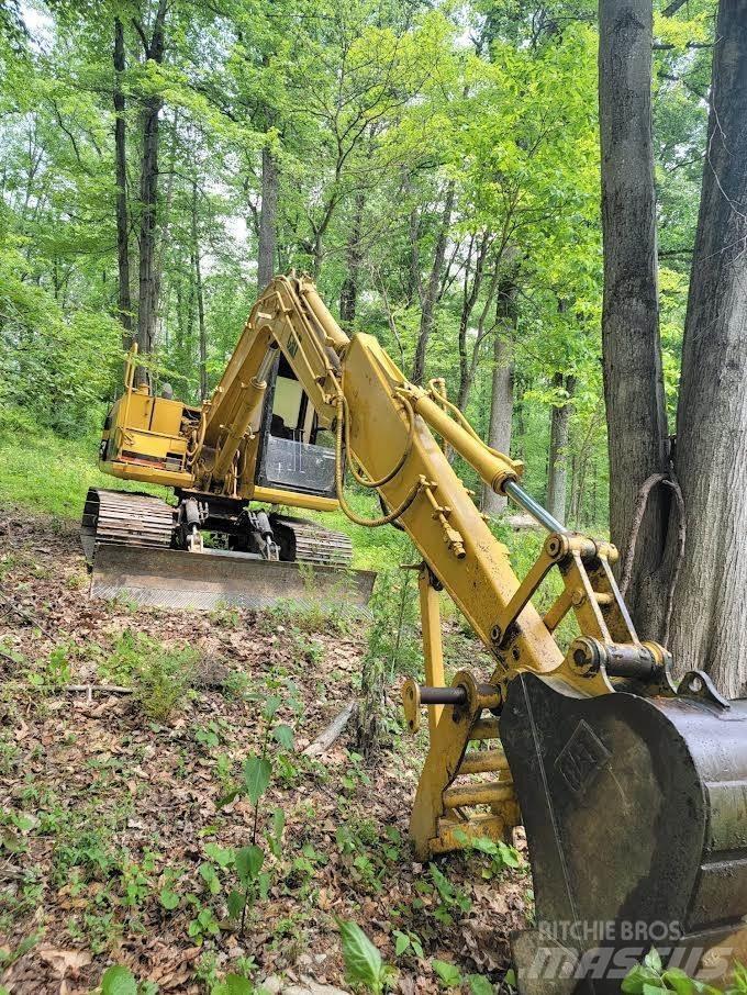 CAT 307 Εκσκαφείς με ερπύστριες