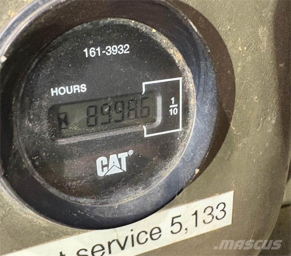 CAT 320DL Εκσκαφείς με ερπύστριες