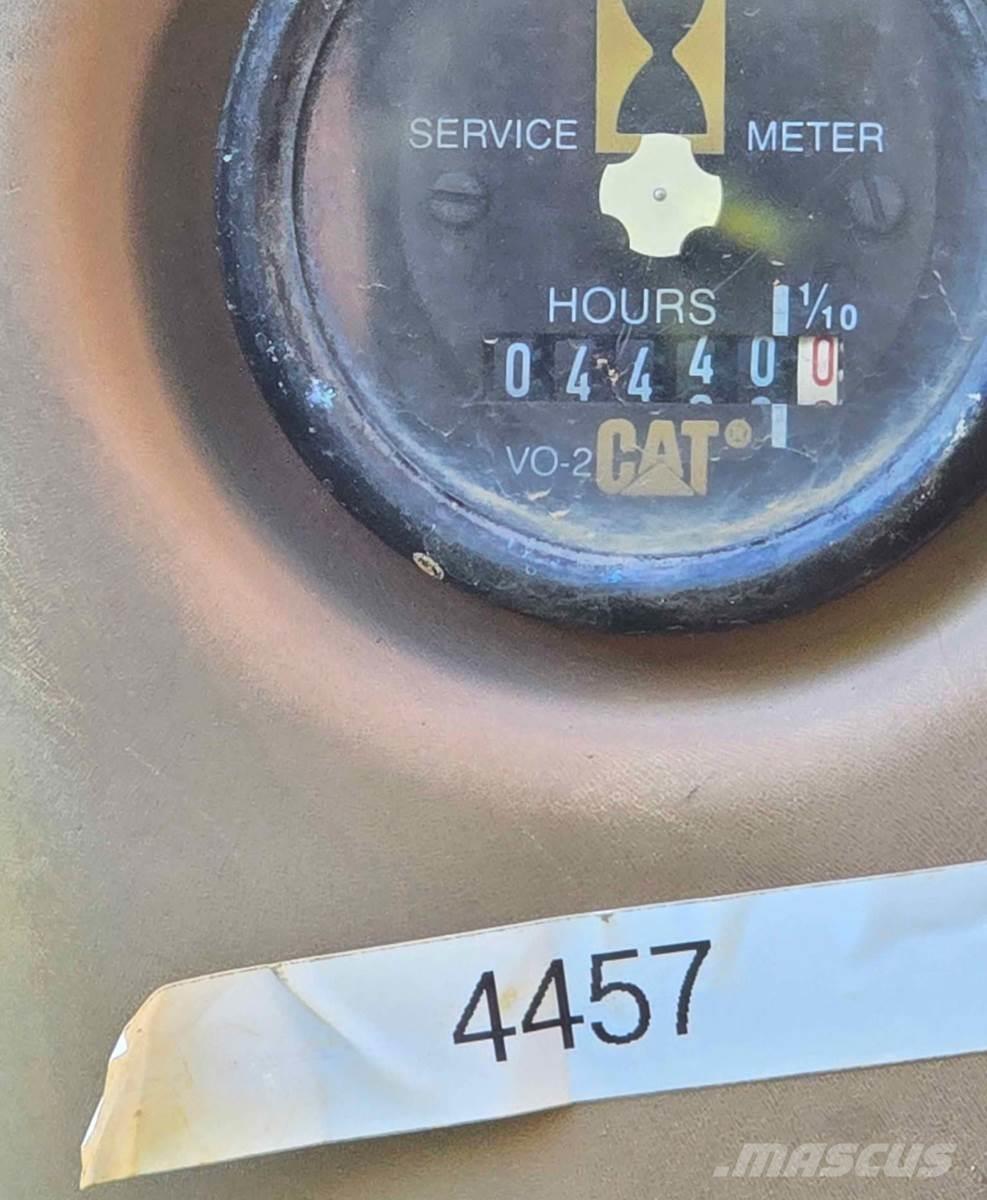 CAT 320L Εκσκαφείς με ερπύστριες